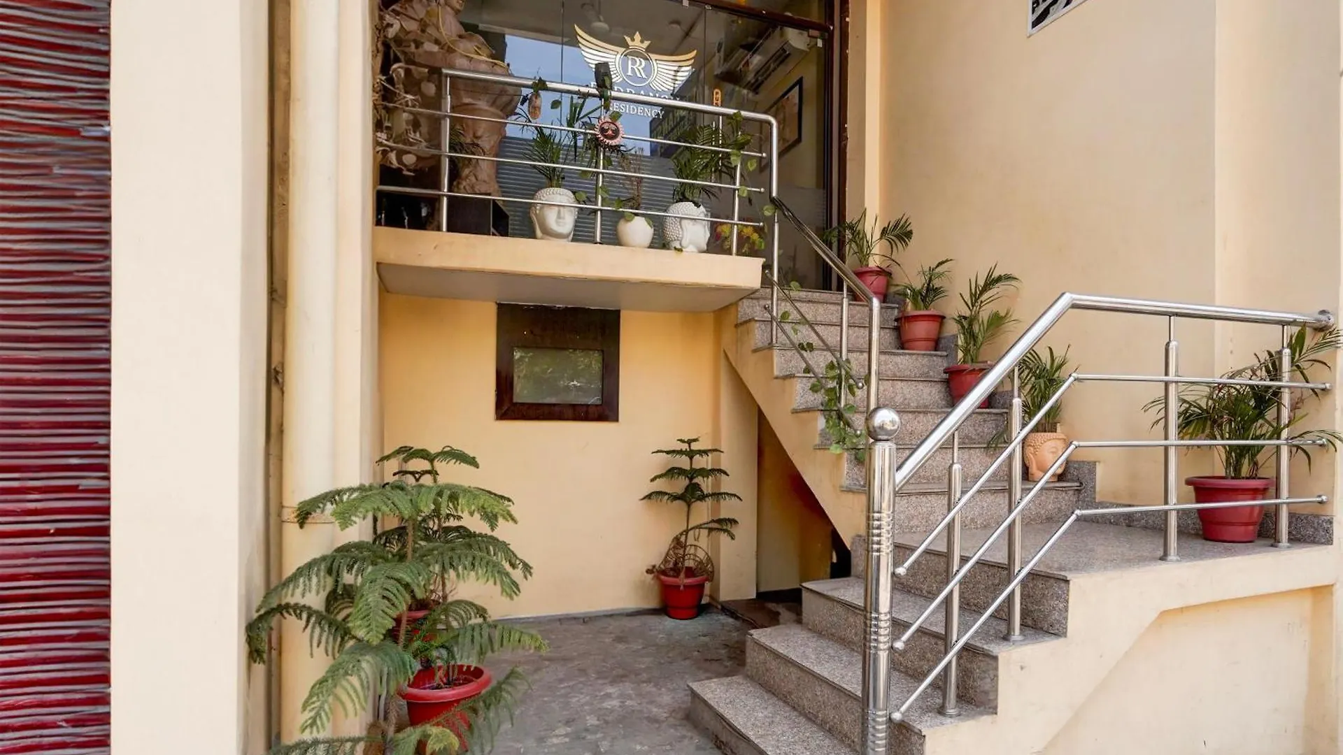 Hotel O Rudransh Residency فاراناسي