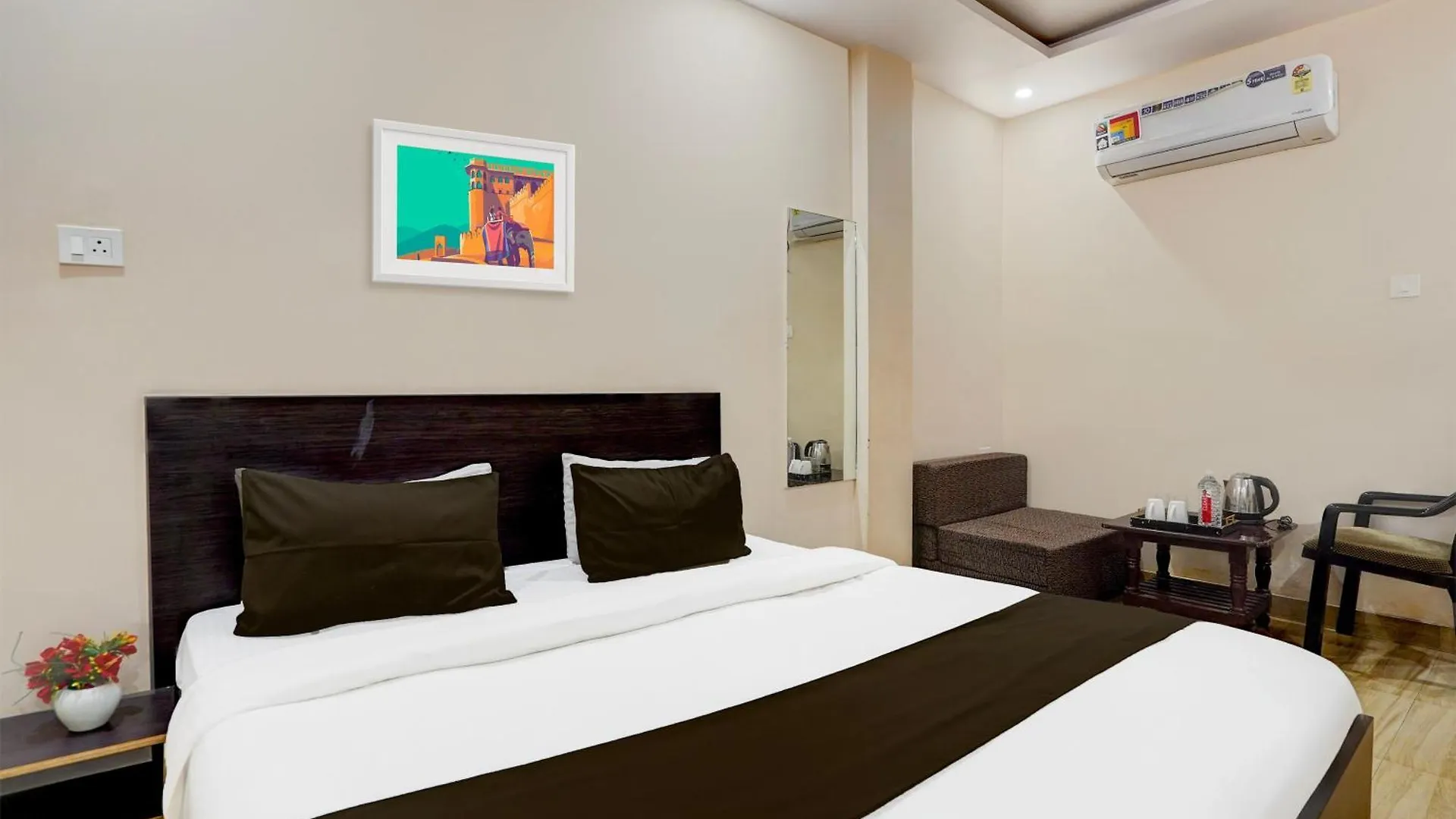 Hotel O Rudransh Residency فاراناسي